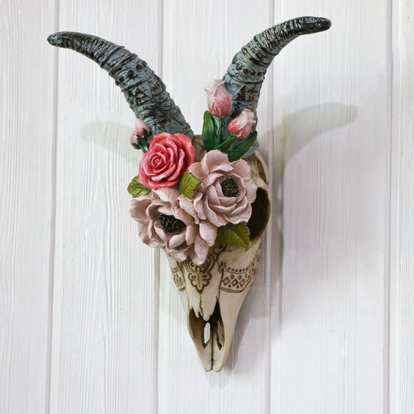 Animal Ram Skull Boho Wall Decor - Picture 1 of 11